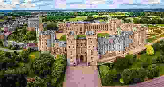 Windsor Castle, Berkshire, England London 2024: A Travel Guide To The Top 20 Things To Do In London England: Best Of London